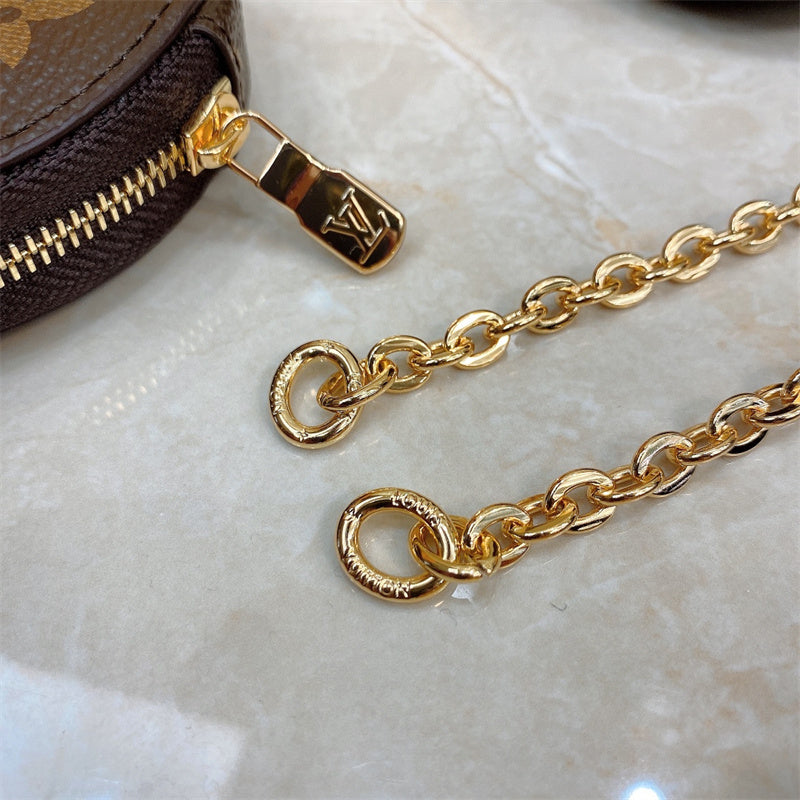  everyday shopper bag styled with outfit 24