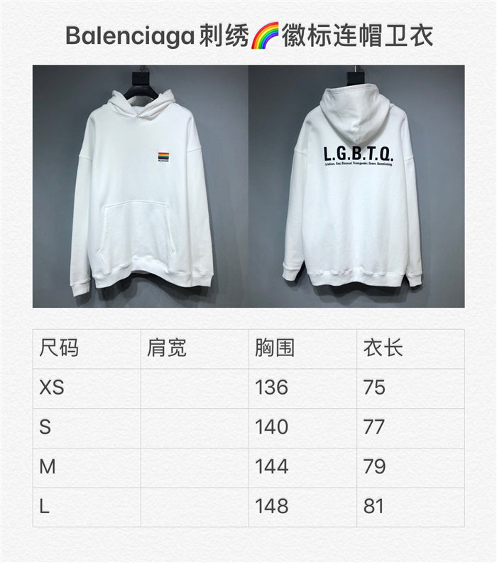 Side profile view of Balenciaga luxury piece style No.416