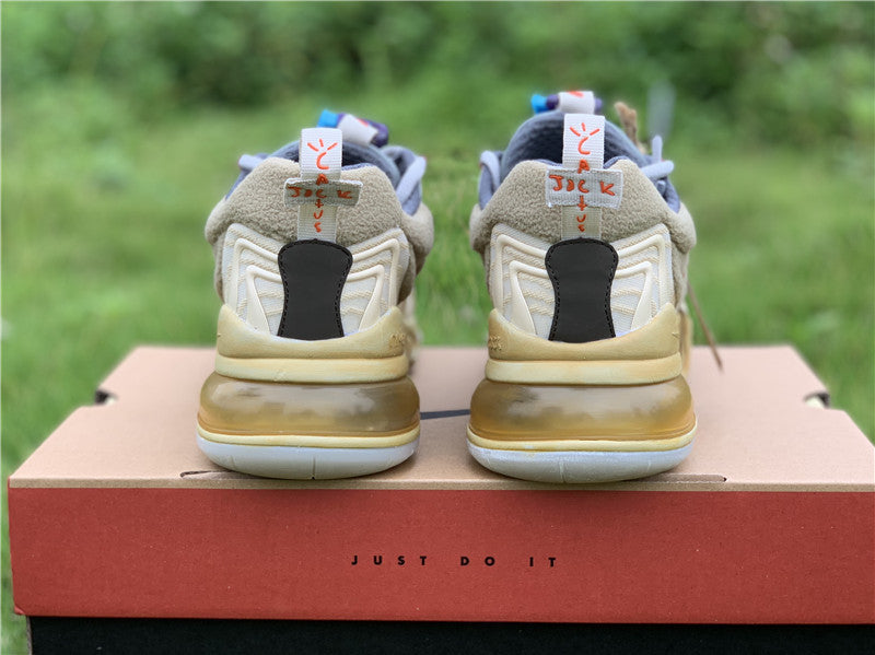 Nike Men's & Women's Designer Low-Top Shoes — Style 077 back view