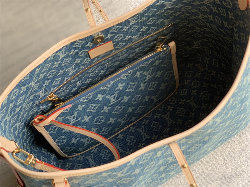  tailored top-handle bag detail view showing craftsmanship 8