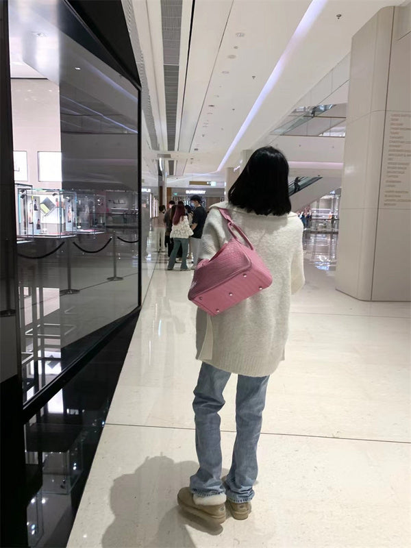  essential structured bag styled with outfit 18