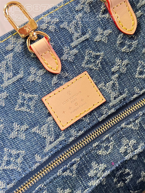  satchel interior and compartment view 9