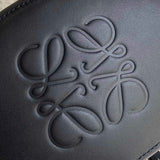 Ziva's Charm handbag – product shot (21.5cm*31cm*16cm)