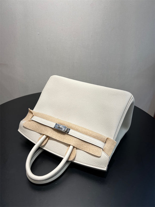  elegant handbag detail view showing craftsmanship 8