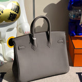  shopper bag interior and compartment view 9