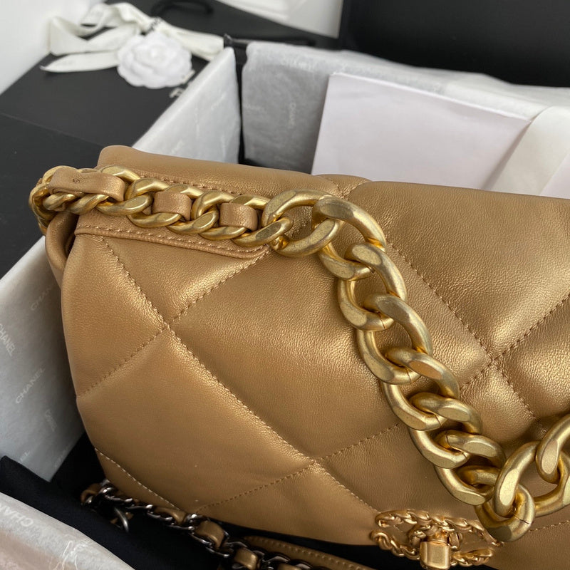 Zivas Charm Signature Style Fashion Handbag (Modern Wardrobe Staple) – Close-Up Detail