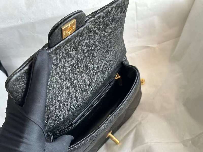 Zivas Charm Chic Craftsmanship Everyday Handbag (Premium Everyday Carry) – Lifestyle Shot