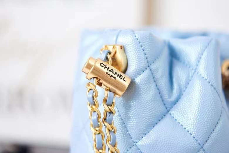  handbag, compact everyday style, image 6