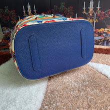 Premium Leather Crossbody Bag - Elegant Women's Designer Handbag - NM7078