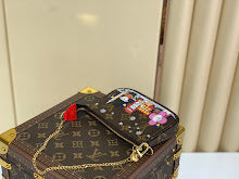 Designer Heritage Crossbody Bag - Premium Luxury Women's Fashion - NM5301