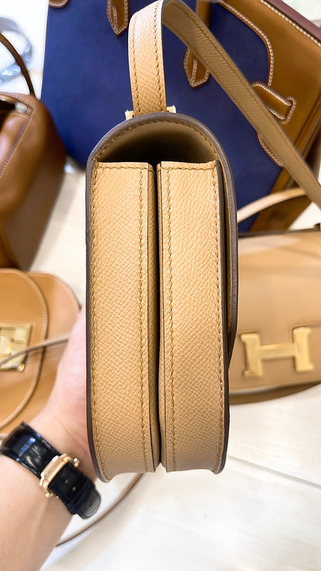 Classic bag women's premium everyday handbag