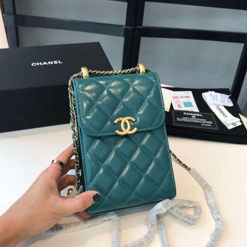 Zivas Charm Everyday Sophistication Fashion Handbag (Effortless Style Upgrade) – Interior View