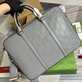 Handle and strap detail of signature chic women's handbag – women's everyday handbag