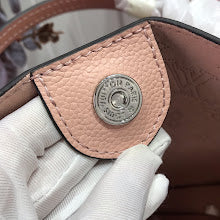 Luxury Designer Crossbody Bag for Women - Premium Fashion Handbag - NM4244