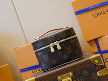 Chic Designer Tote Handbag - Luxury Premium Women's Fashion Bag - NM4130