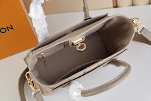 Chic Designer Satchel Bag - Luxury Women's Top Handle Handbag - NM4275
