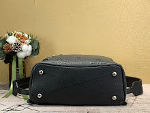 Luxury Structured Shoulder Bag - Women's Premium Designer Fashion - NM5453