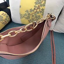 Chic Women's Designer Tote - Luxury Premium Handbag Style - NM2900