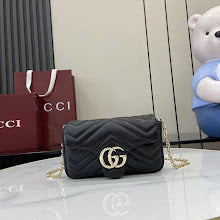Luxury Iconic Crossbody Bag - Women's Elegant Designer Fashion - NM3921