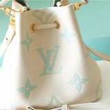  structured bag interior and compartment view