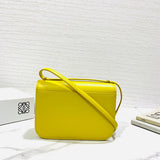 Ziva's Charm handbag – close-up view (19cm*6cm*13.5cm)