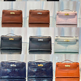  carryall bag close-up of hardware and finish