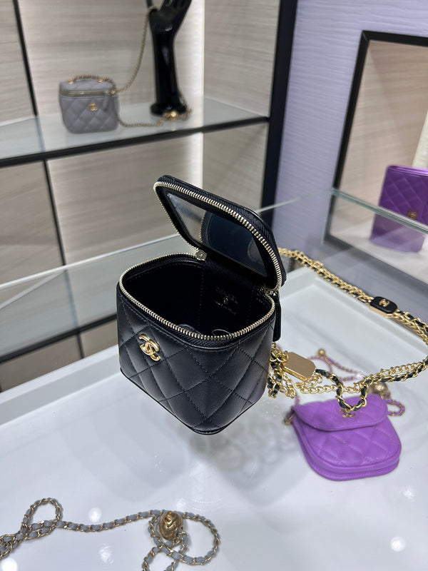 Zivas Charm Classic Sensibility Designer Handbag (Everyday Luxury Essential) – Styled Look