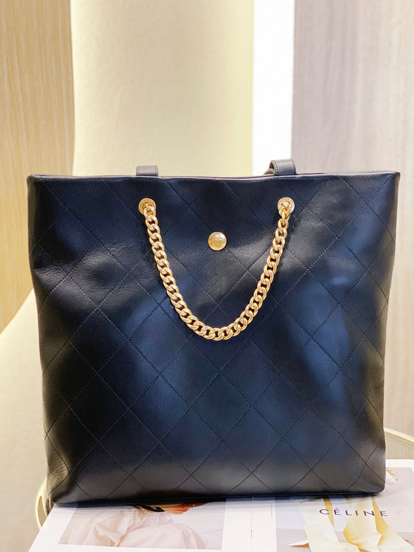  handbag, spacious everyday style, image 9