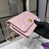 Zivas Charm Modern Minimalist Look Designer Handbag (Everyday Luxury Essential) – Styled Look
