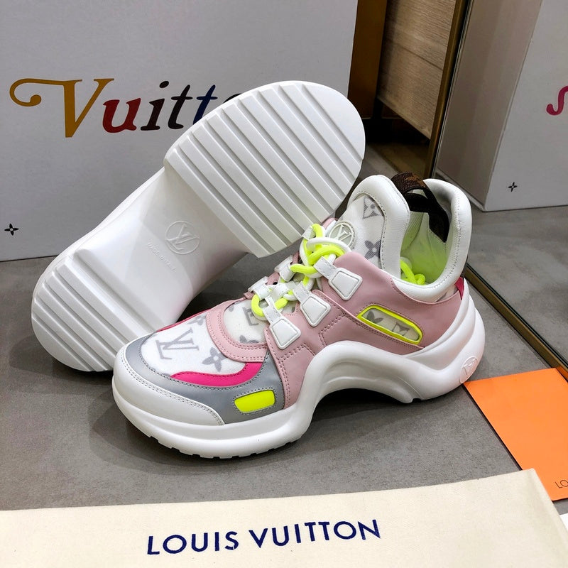 Louis Vuitton shoes Style 298 - logo and branding close-up
