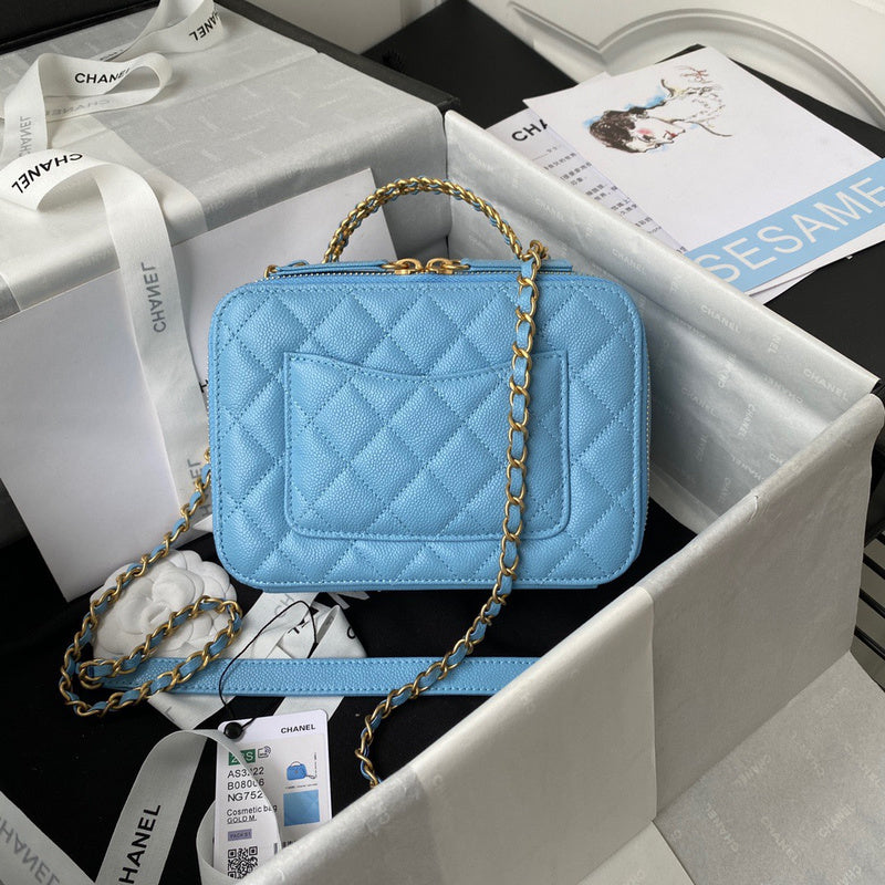  women's handbag, mid design, view 2