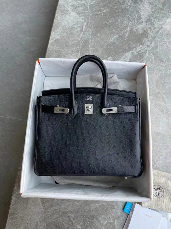 Interior view of streamlined premium bag