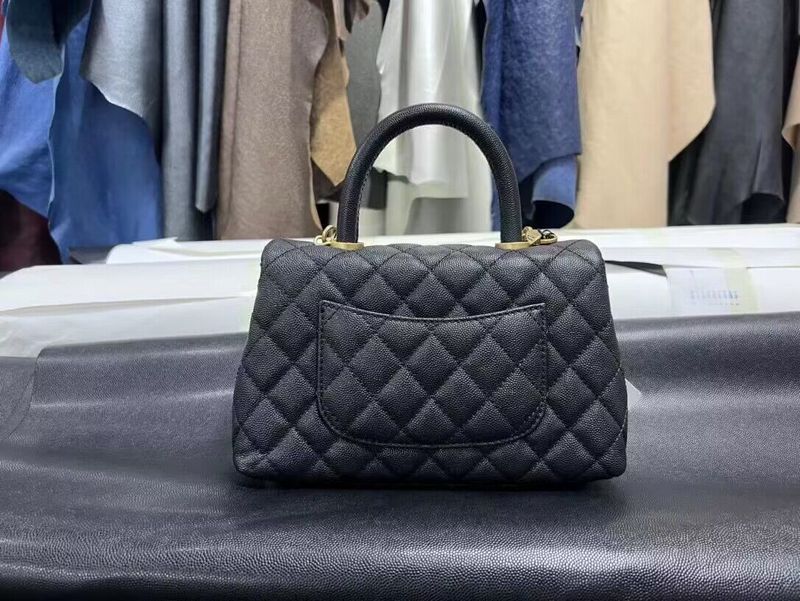  handbag, mid everyday style, image 4
