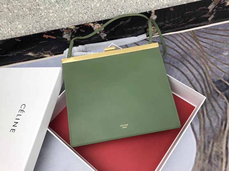 Side profile of everyday-luxe signature women's handbag – women's designer-style accessory