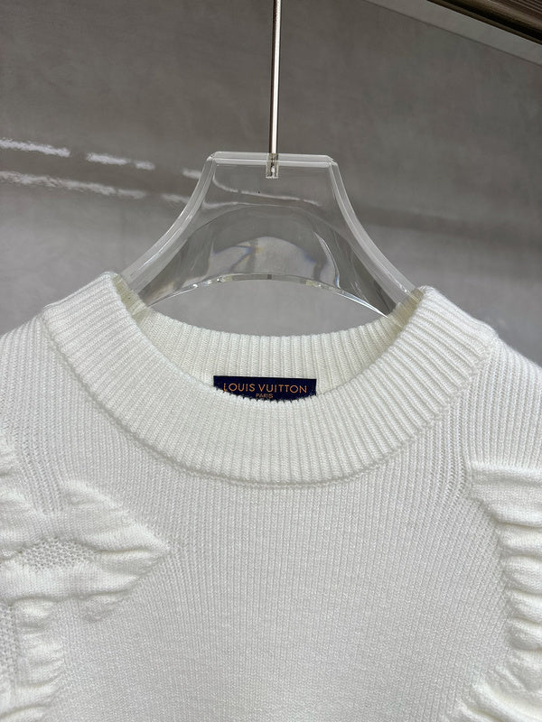 Full styled look of Louis Vuitton luxury clothing with relaxed-fit cut