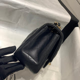  handbag, compact everyday style, image 6