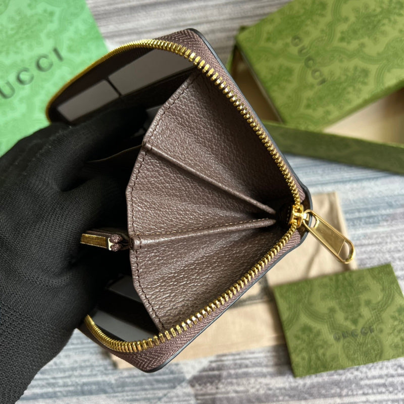 Close-up detail of statement signature women's handbag – women's luxury accessory
