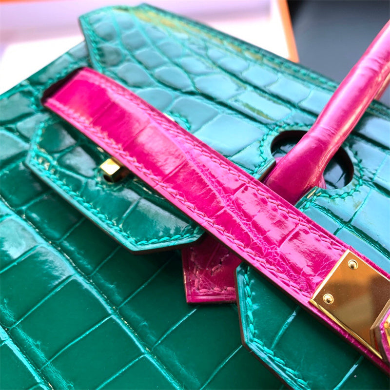 Close-up detail of everyday-ready bag design