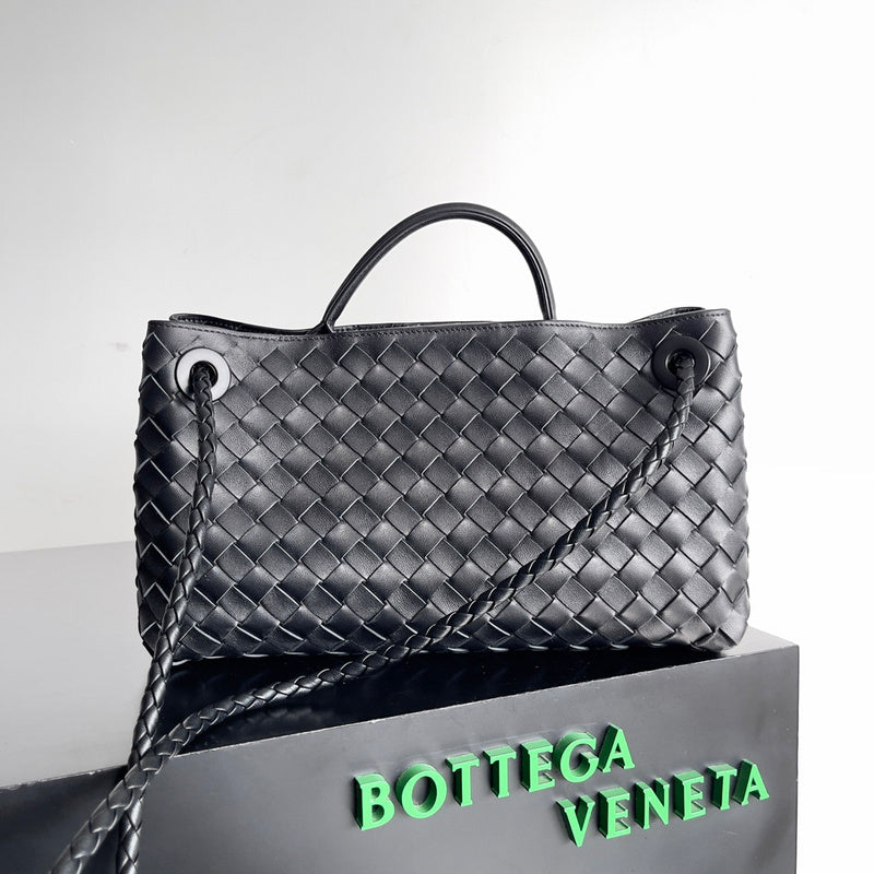 Classic Premium PU Leather Handbag - Everyday Elegance | Women's Everyday Carry Handbag #1581 - close-up detail shot (image 3) of designer-inspired handbag