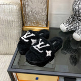 Louis Vuitton shoes Style 353 - texture and material detail