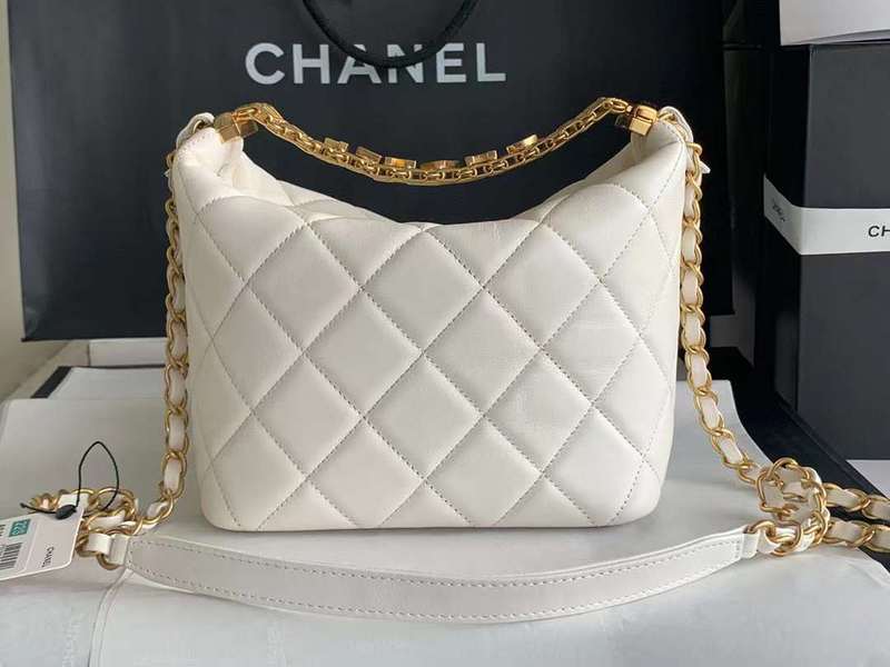 Zivas Charm Chic Craftsmanship Luxury Handbag (Considered Detail & Form) – Detail View