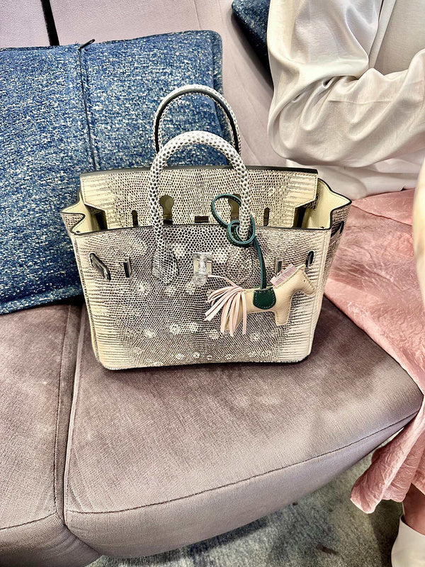 Understated bag women's premium everyday handbag