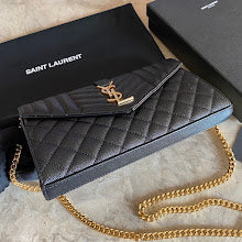Luxury Iconic Crossbody Bag - Women's Elegant Designer Fashion - NM3647