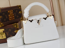 Luxury Signature Top Handle Bag - Elegant Women's Designer Handbag - NM4139