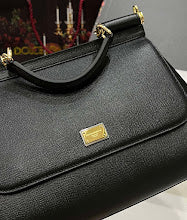 Luxury Designer Shoulder Bag for Women - Premium Fashion Handbag - NM7210