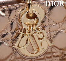 Luxury Monogram Shoulder Bag - Women's Elegant Designer Fashion - NM7405