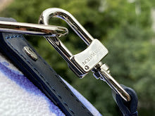 Luxury Iconic Crossbody Bag - Women's Elegant Designer Fashion - NM4903