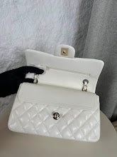 New Chic Women's Satchel Handbag - Luxury Premium Designer Style - NM6067