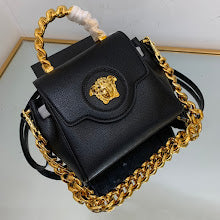 Chic Women's Designer Tote - Luxury Premium Handbag Style - NM3104