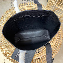 Designer Heritage Shoulder Bag - Premium Luxury Women's Handbag - NM4280